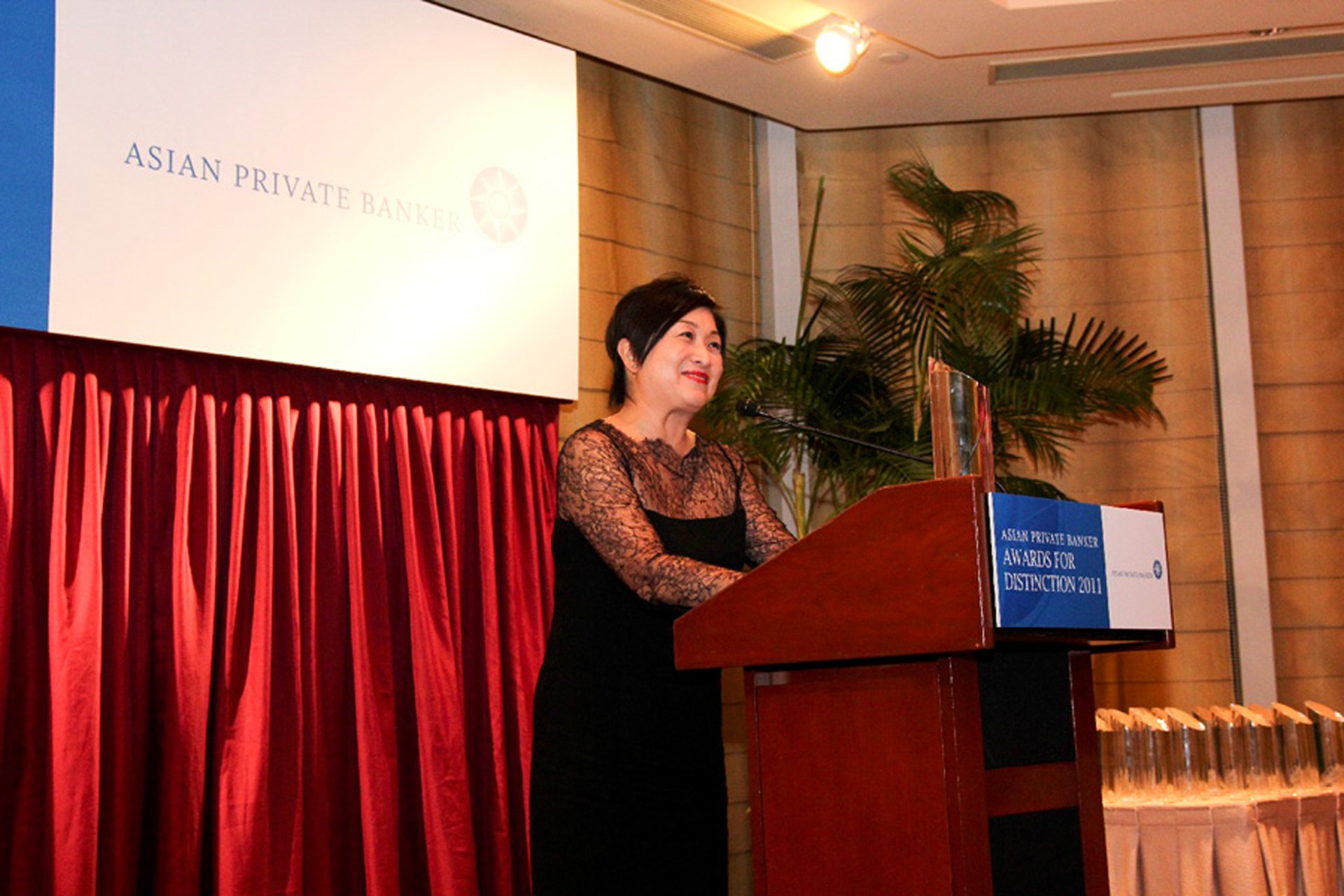 Kathryn-Shih-UBS-Private-Bank-of-the-Year-Acceptance-Speech